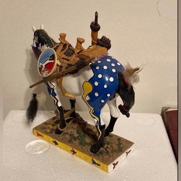 Woodland Hunter - Trail of Painted Ponies #12220 First Edition - Picture 3 of 6
